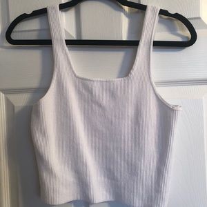 white kendall and kylie cropped tank top